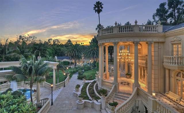 Hihetetlen áron kínálják a Beverly Hills-i luxuskastélyt - fotó