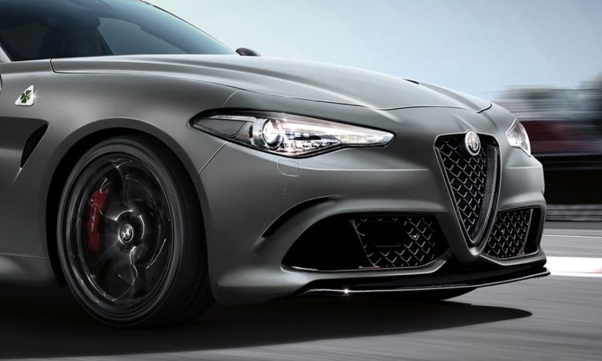 Két új Alfa Romeo, amelyek láttán nem csak az olaszautó-rajongók csettintenek elismerően