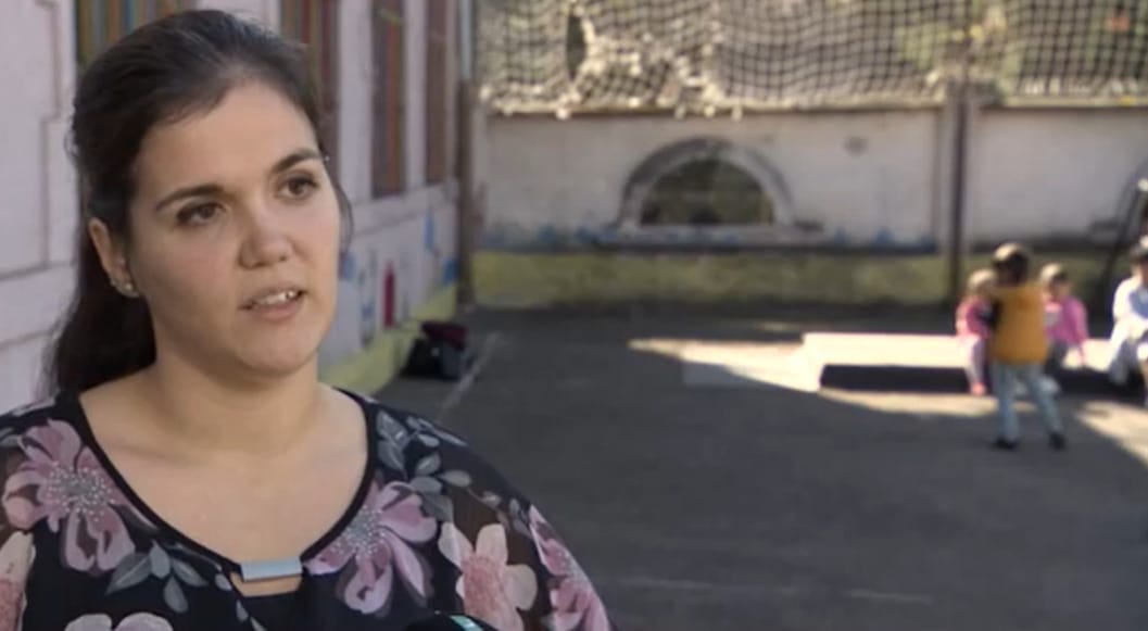 Van tanár, aki inkább koplal, csak hogy a rászoruló gyerekeket elláthassa és taníthassa