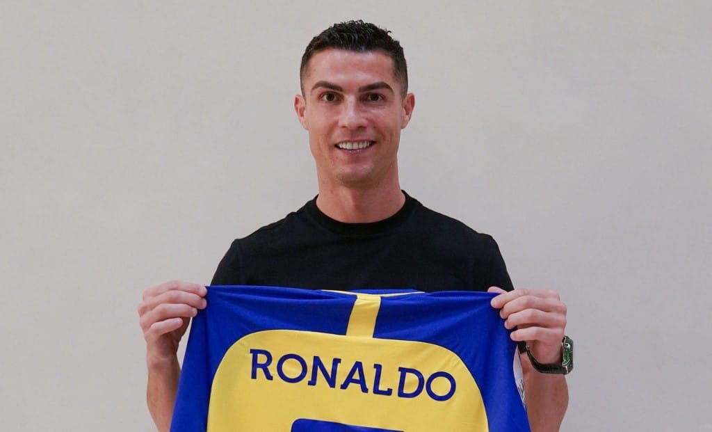 Cristiano Ronaldóra 99 korbácsütés várhat Iránban