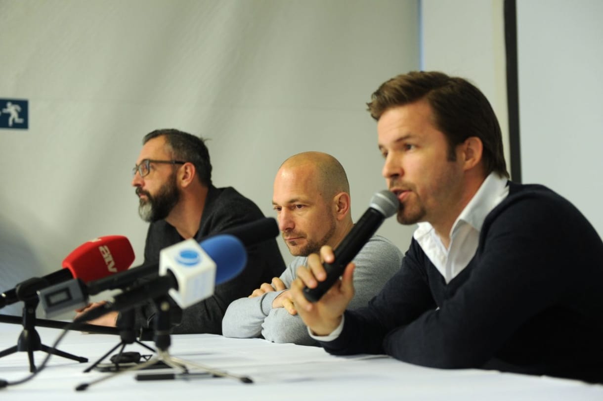 Több mint félmillió forintra büntették Balázsék rádióműsorát, mert reggel szexuális töltetű témákról beszélgettek