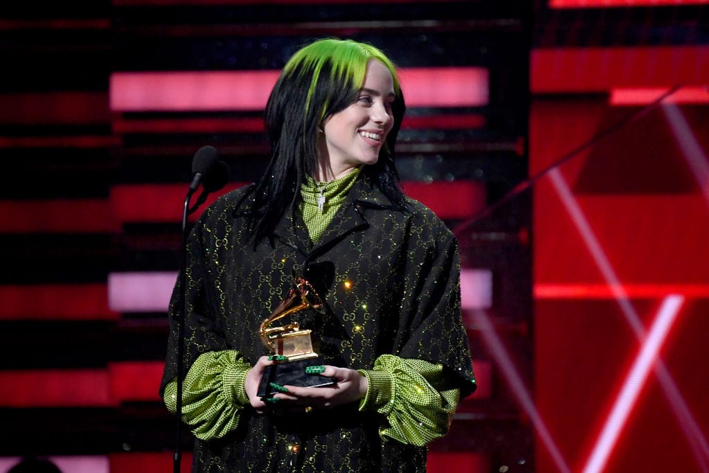 Billie Eilish tarolta le a Grammy-díjkiosztót
