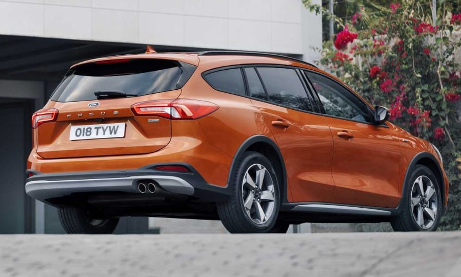 Divathullám: itt a Ford Focus divatterepjárósra faragott új kiadása