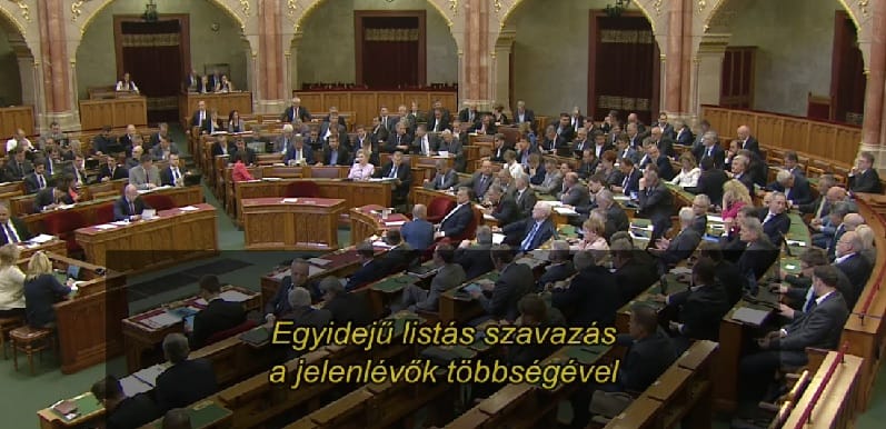 Bekérették az amerikai és német ügyvivőt a CEU miatt