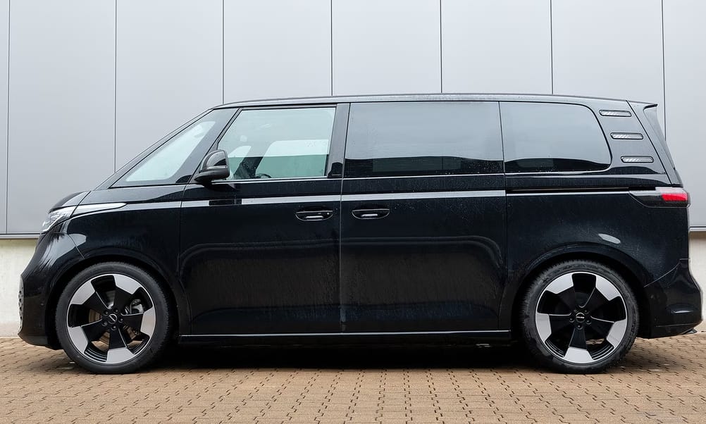 Alaposan leültették a VW divatos villany-dobozosát, az ID. Buzz-t