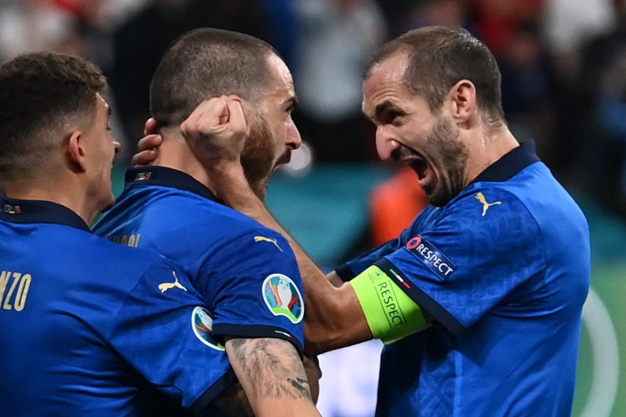 Bonucci meggyőzné Chiellinit, hogy a világbajnokságig folytassa