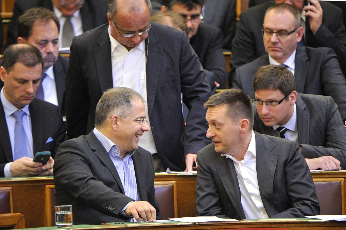 Módosítaná az Alaptörvényt a Fidesz a terrorveszély miatt