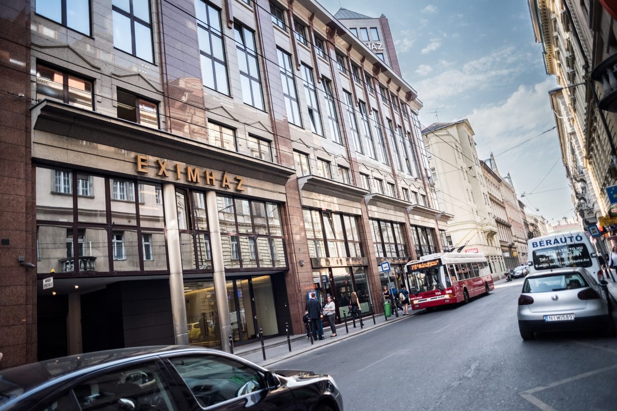 Vádat emeltek az Eximbank egykori vezetői ellen