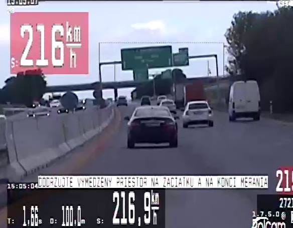 216-tal száguldó magyar autót mértek be Szlovákiában
