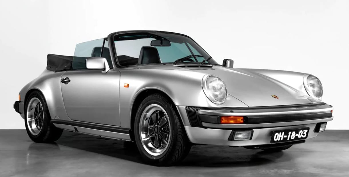 Árverésen Senna egykori autója, egy 1987-es Porsche 911