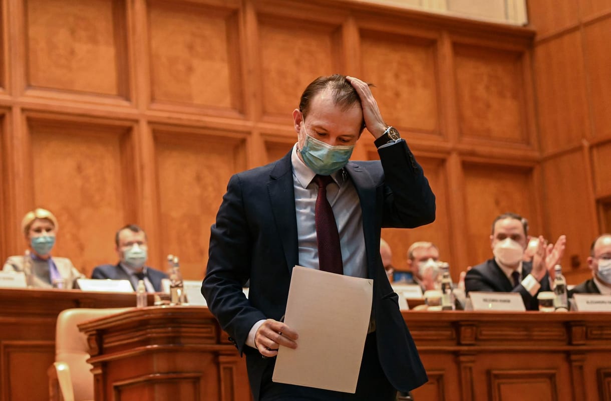 Bizalmatlansági indítványt nyújtottak be a román kormány ellen