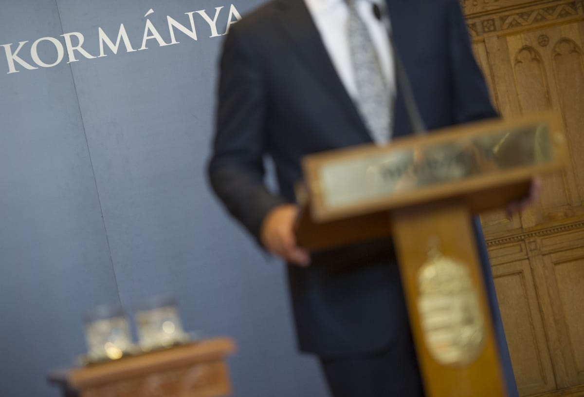 Bürokráciacsökkentés: szerdán mondanak ítéletet Orbánék
