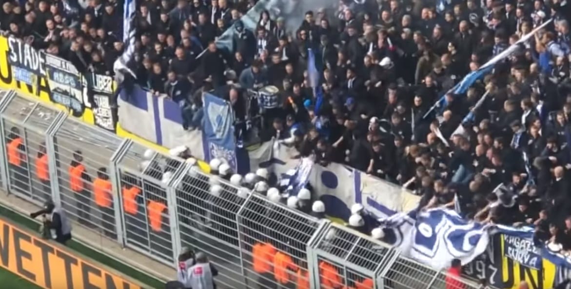 Videó: Rendőrt vertek, botrányosan viselkedtek a Hertha-szurkolók Dortmundban
