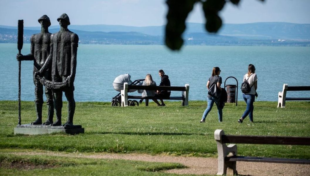 A korábbinál is több vendég mehet a Balatonhoz