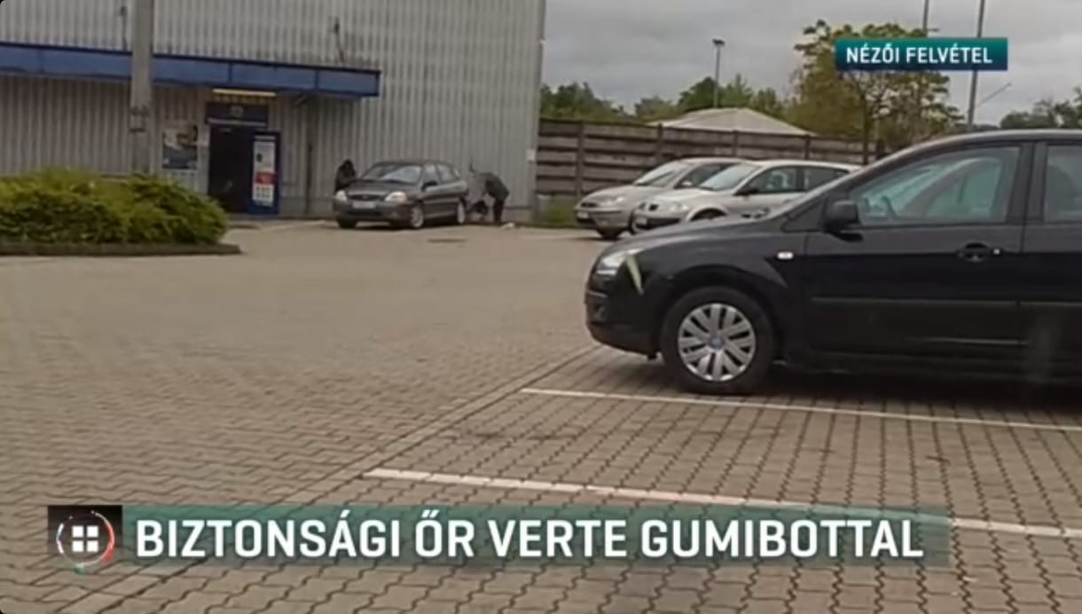 Gumibottal vert meg egy biztonsági őr egy férfit Kaposváron - videó