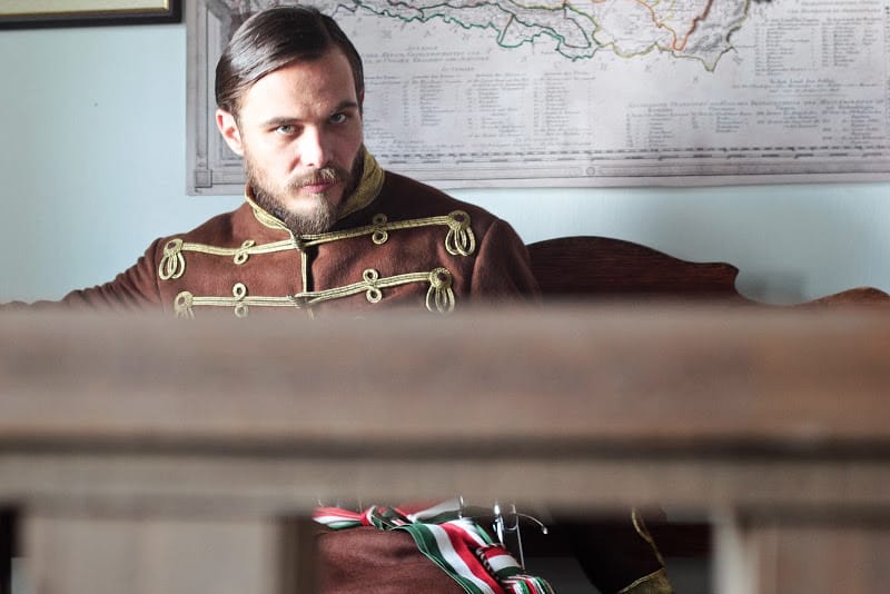 Prémium Barátok Köztben mutatják meg, miért utálják egymást a magyarok
