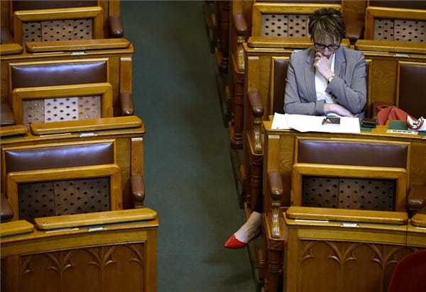 Ezt a képet Czunyiné lábáról még sokáig emlegetik