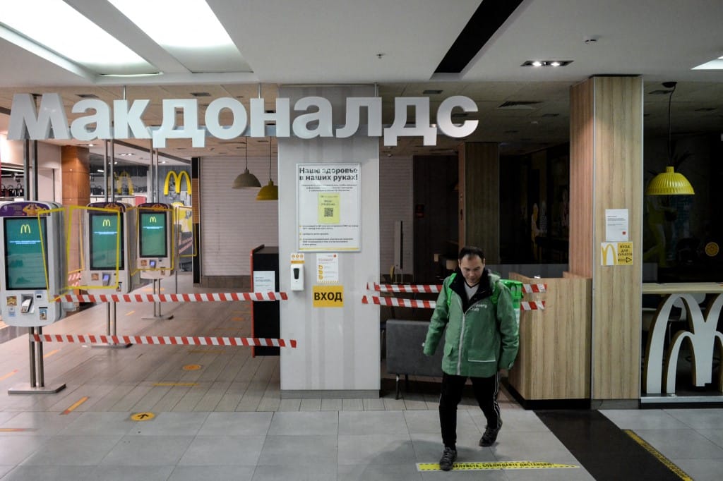 Finom és pont – megnyíltak az egykori McDonald’s éttermek Oroszországban