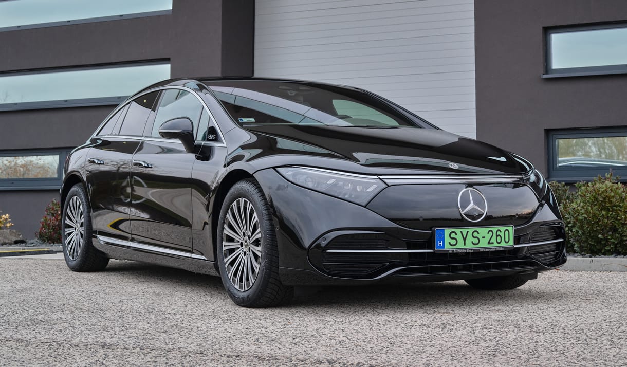 Bemutatkozott itthon is a Mercedes EQS, ami nem egy elektromos S-osztály