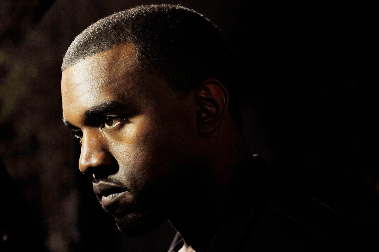 Kanye West vezeti a Grammy-jelöltek listáját
