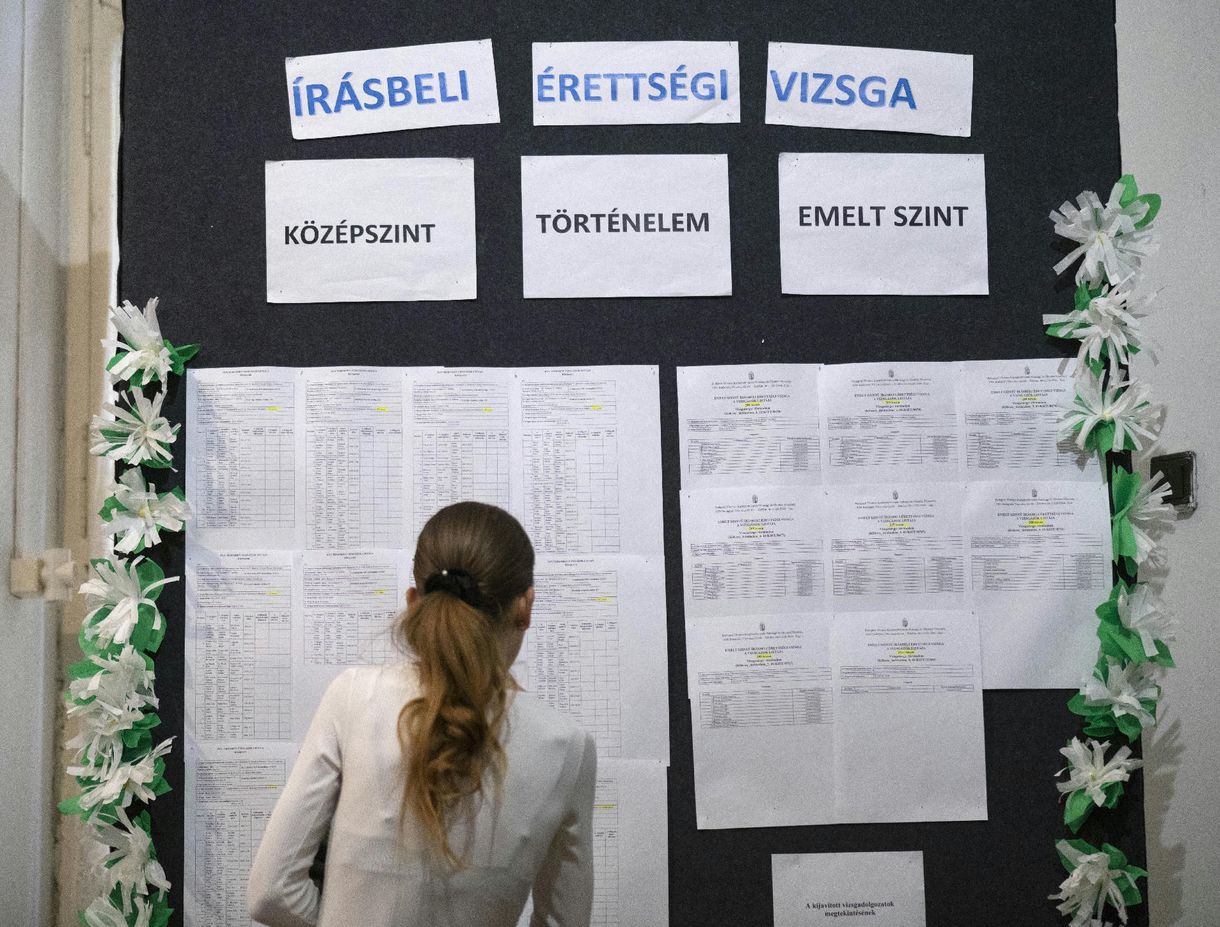 Az új tanterv szerinti töriérettségivel folytatódik szerdán az írásbeli vizsgasorozat, itt vannak a legfontosabb tudnivalók
