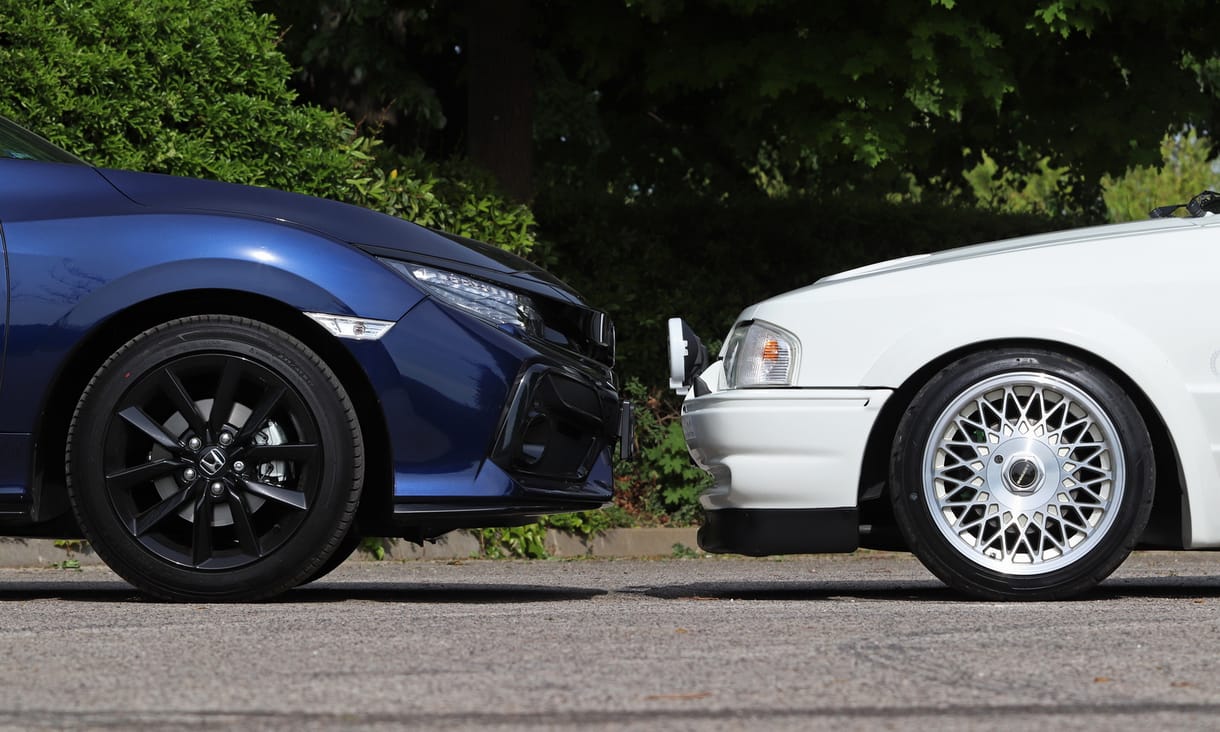 1987 kontra 2020: Ford Escort RS Turbo az új Honda Civic Sport ellen