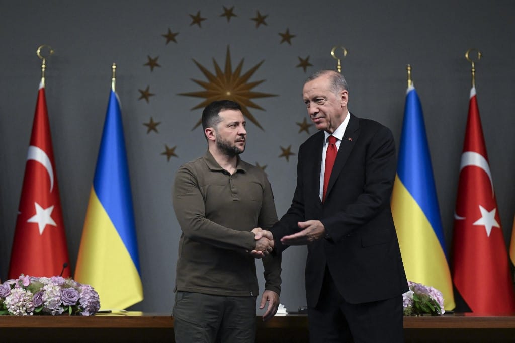 Erdogan: Augusztusban jön Putyin, Ukrajna pedig megérdemli a NATO-tagságot