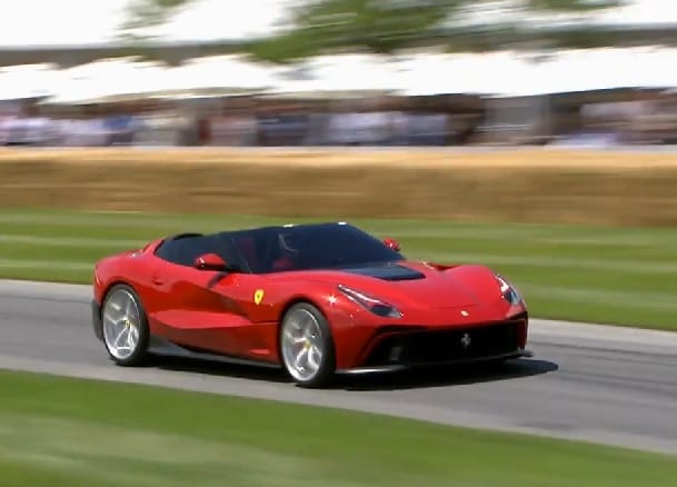 Parádézott a Ferrari a leghíresebb autós fesztiválon