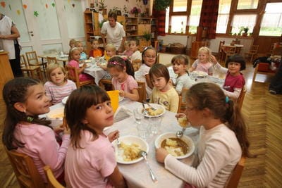 ÁNTSZ: iskolai menzán nemkívánatos a magyaros fűszerezés
