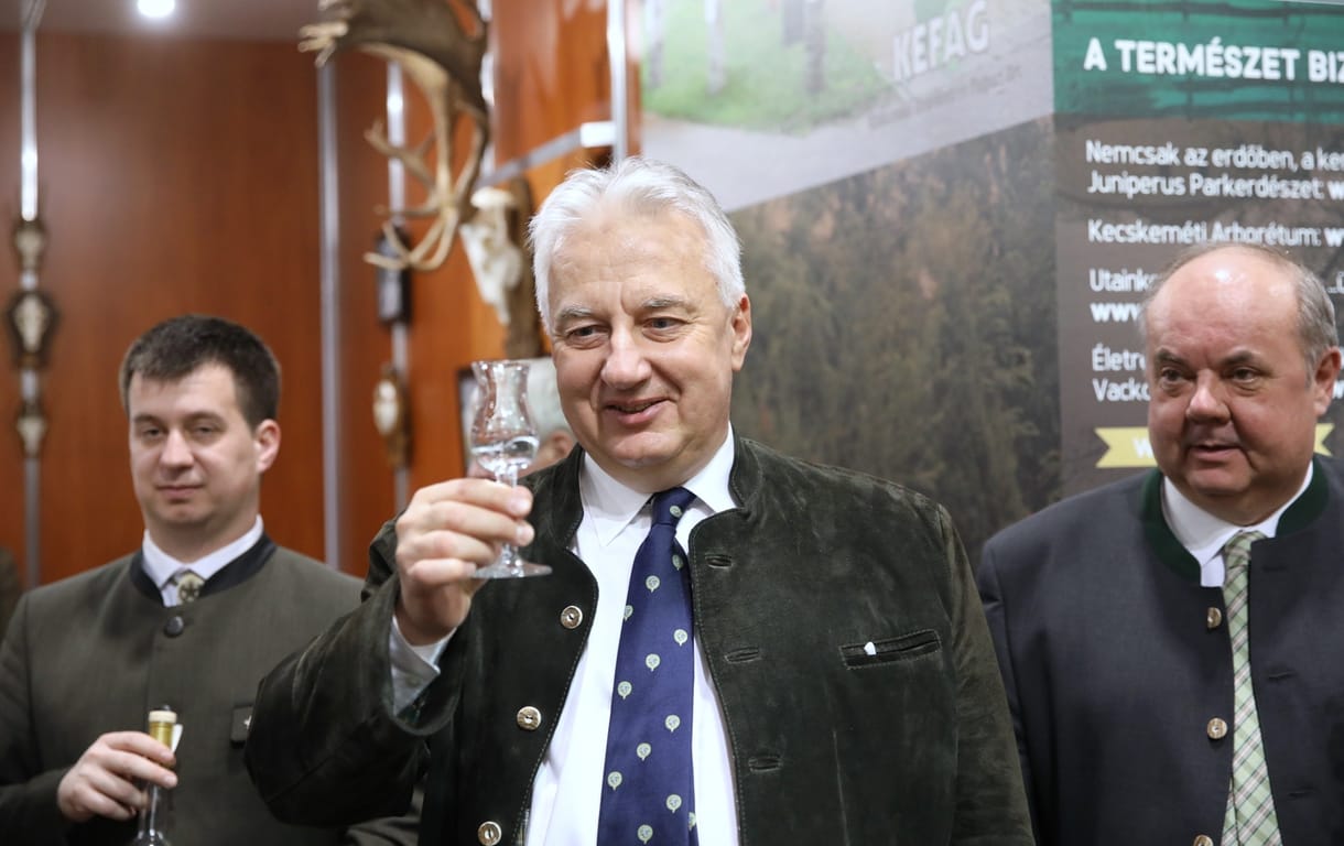 Semjén Zsolt 60 éves lett, Ferenc pápa pedig megáldotta
