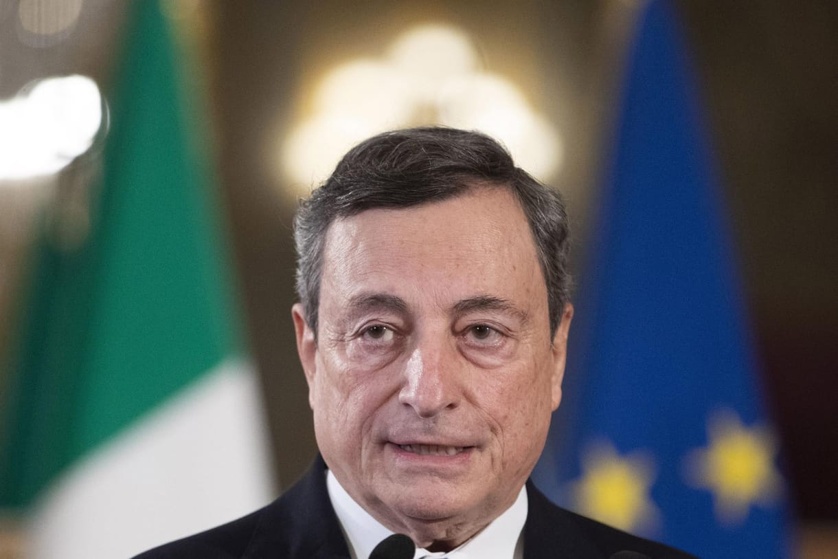 Új bizalmi paktumot kért a parlamenti pártoktól Mario Draghi, hogy folytatni tudja kormányzását
