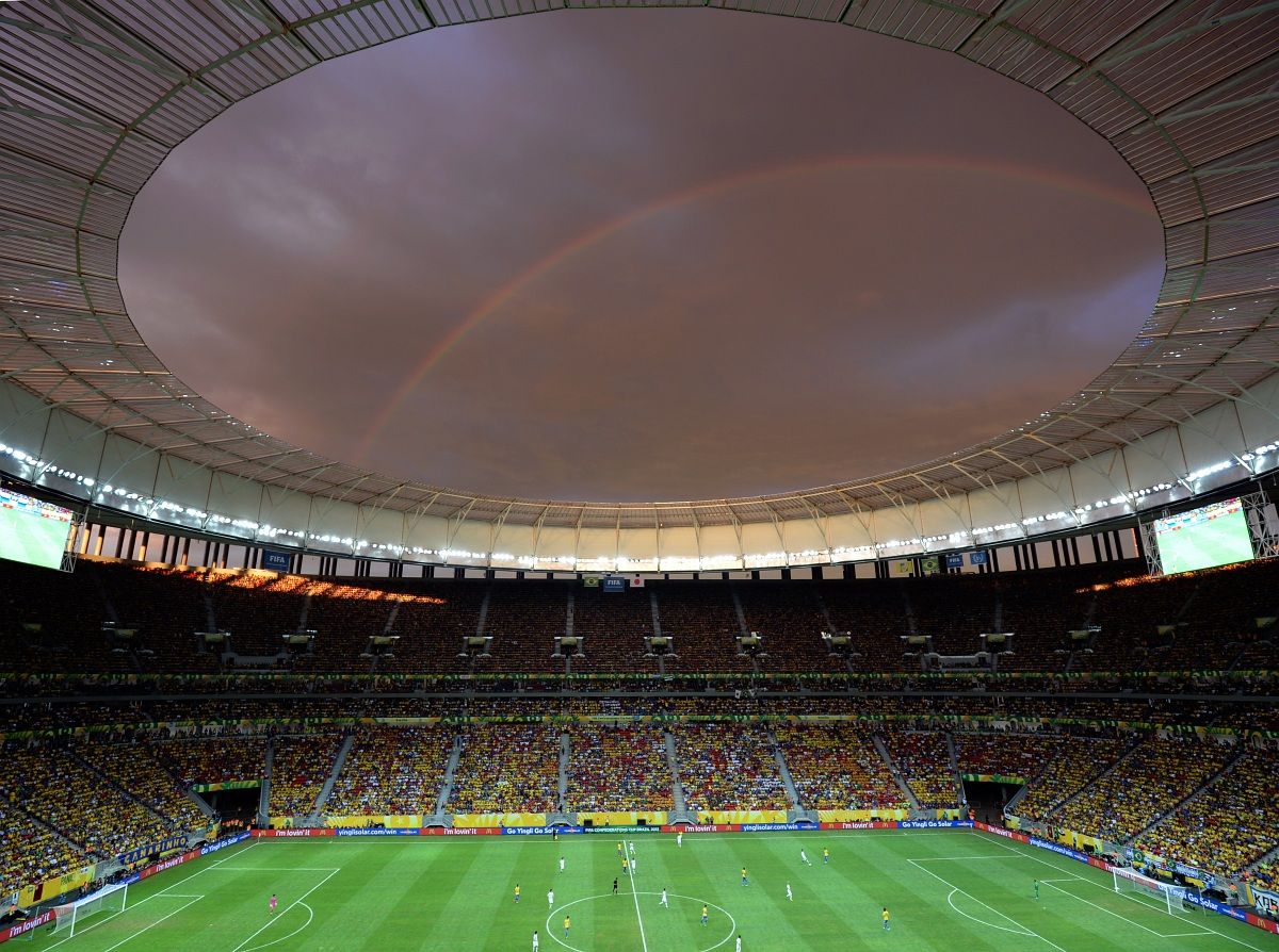 Buszgarázs és gyerekzsúr helyszín lett a brazil focivébé csodastadionjaiból