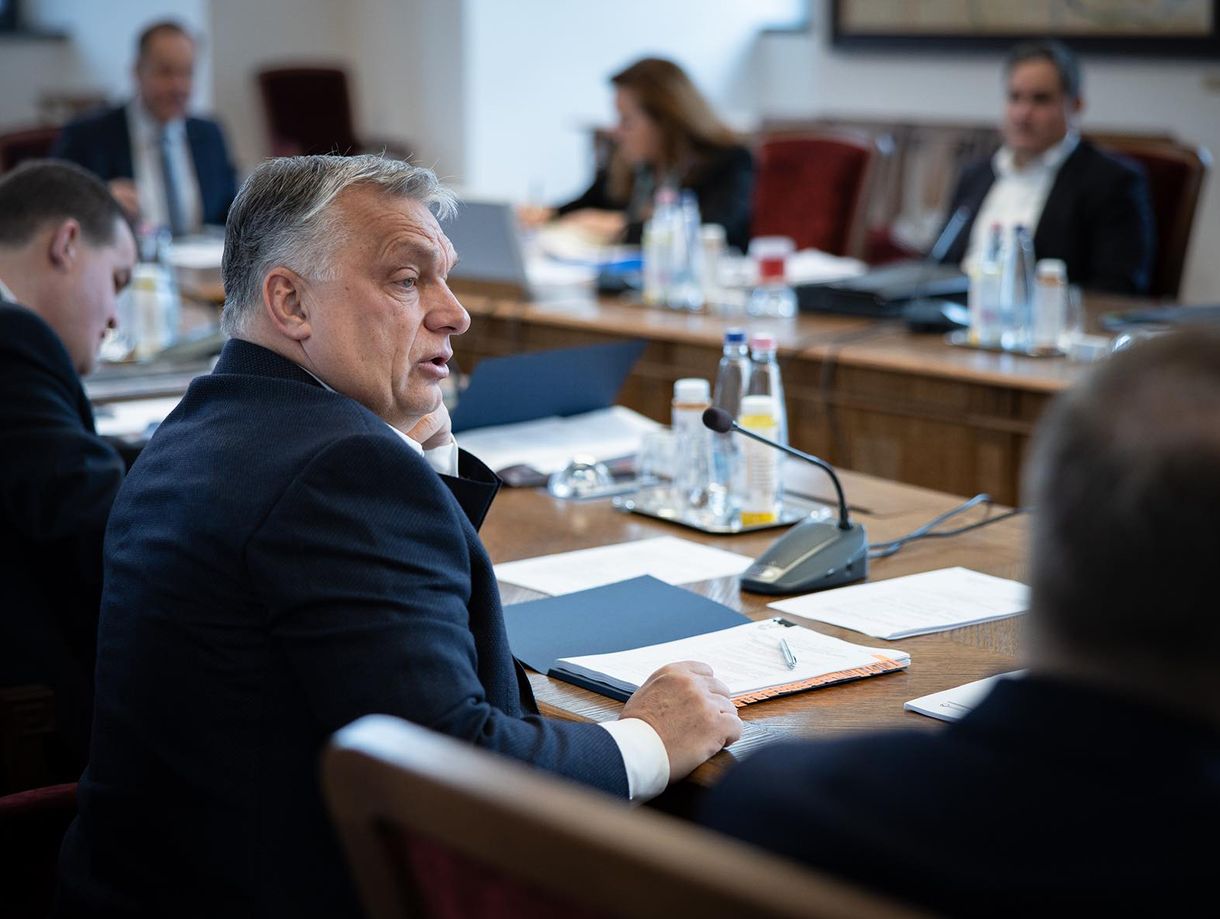 Itt a kormány hivatalos válasza a Magyar–Varga-ügy hét kínzó kérdésére