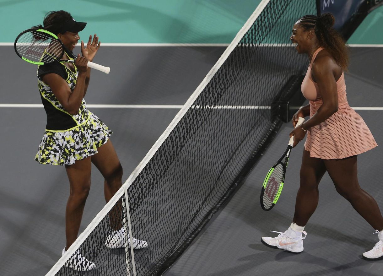 Venus Williams legyőzte húgát Abu-Dzabiban
