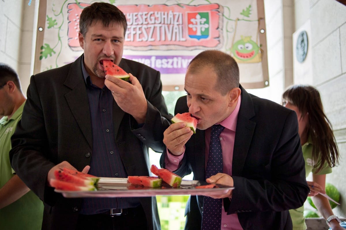 Üzent a Fidesz Simonkának: „Aki bűnös, annak bűnhődnie kell”