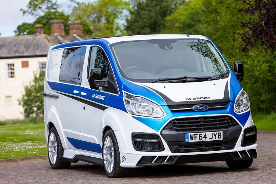 Íme egy Ford Transit egy raliautó szerelemgyereke