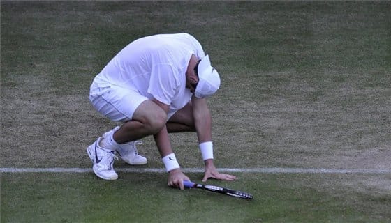 Isner nyerte a tizenegy órás wimbledoni rekordcsatát