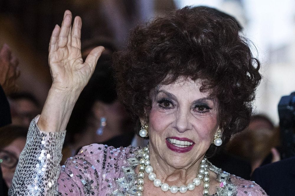 Gina Lollobrigida 90 évesen is ad a stílusra – friss fotók