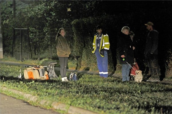 Babakocsit toló nőt gázolt el este egy cserbenhagyó