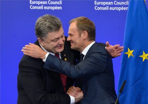 Tusk: Kevésbé bízunk már Putyin jóhiszeműségében