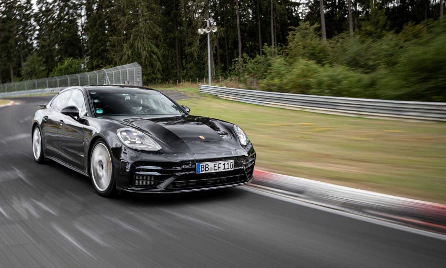 Még be sem mutatták, de már rekordidőt futott az új Porsche Panamera