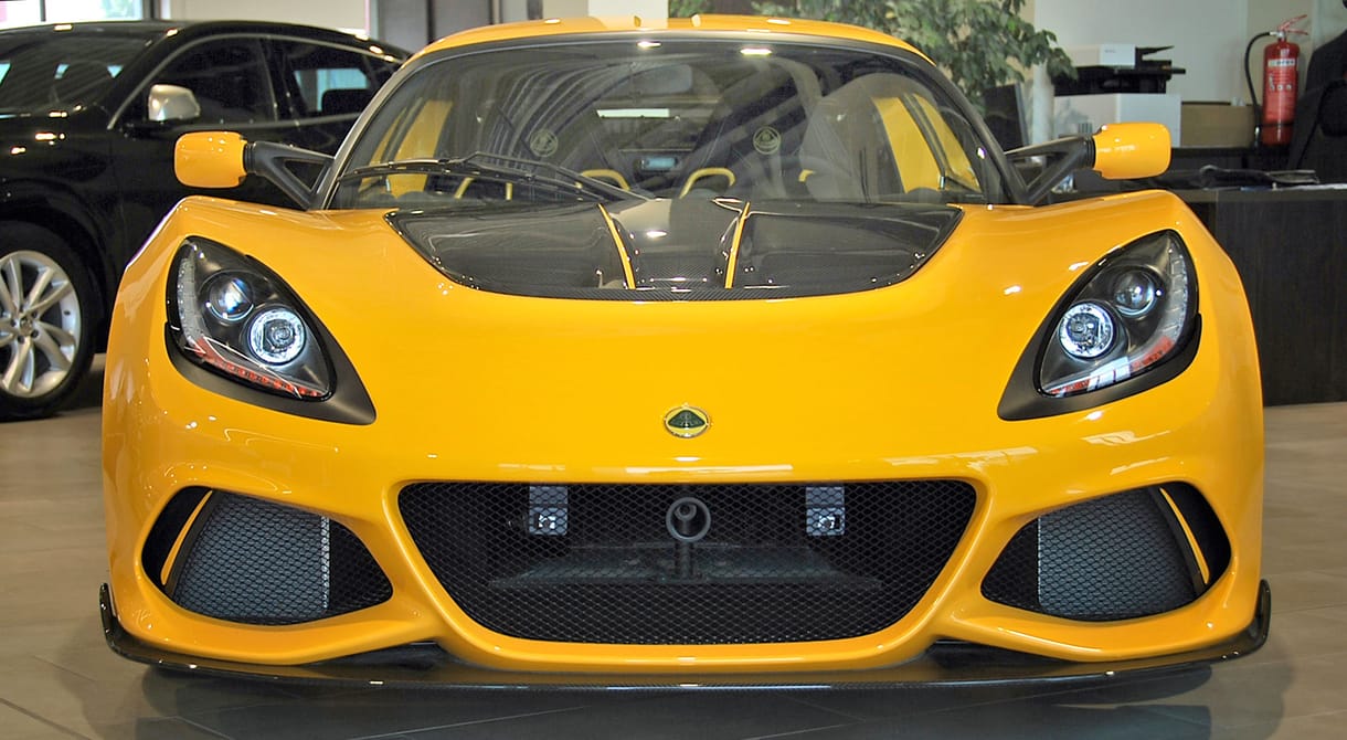 Visszatért a Lotus autómárka Magyarországra, megnéztük, mire készülnek