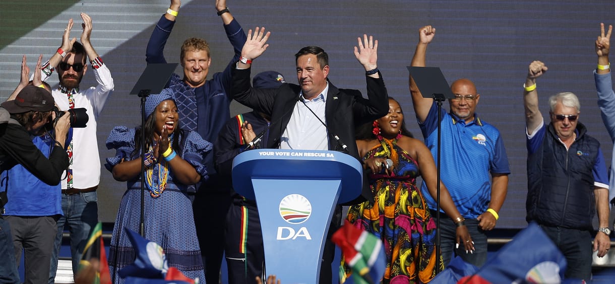Volt feleségén gusztustalanul viccelődő dél-afrikai fehér pártvezérrel állt össze Mandela pártja