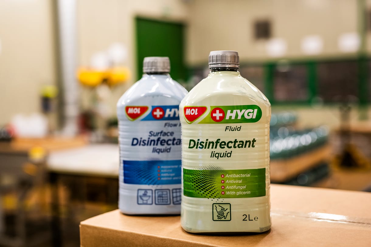 110 ezer liter fertőtlenítőszert szállított ki a Mol