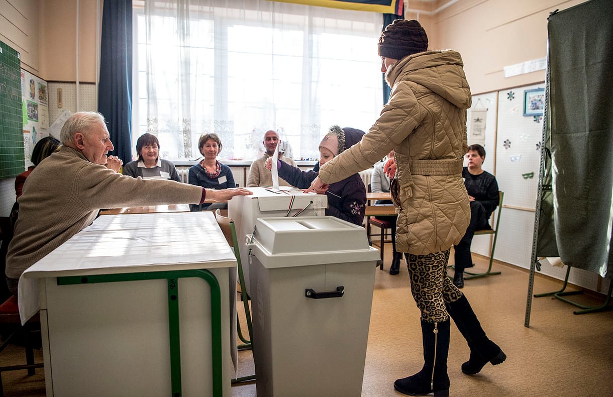 Ilyen sorrendben lesznek a pártok a szavazólapon