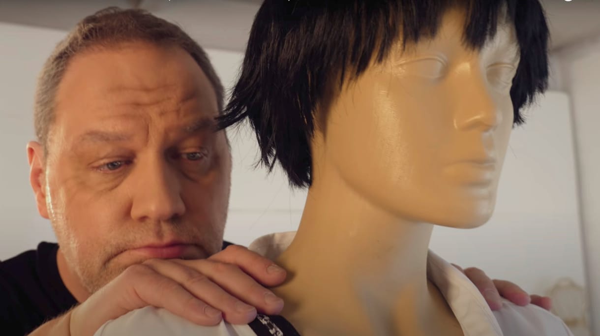 Pachmann Péter próbababákkal nosztalgiázik a videoklipjében