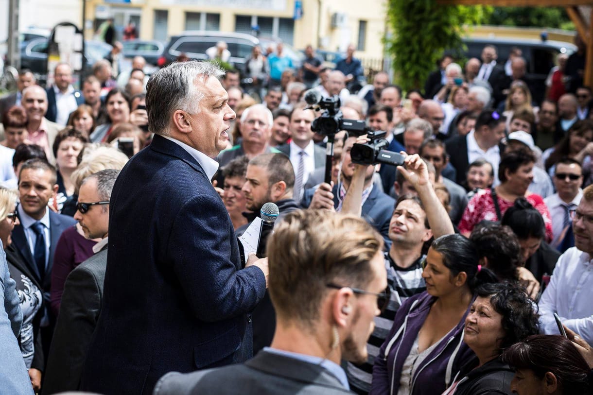 Az orbáni illiberalizmus terjedésétől tartanak Európában
