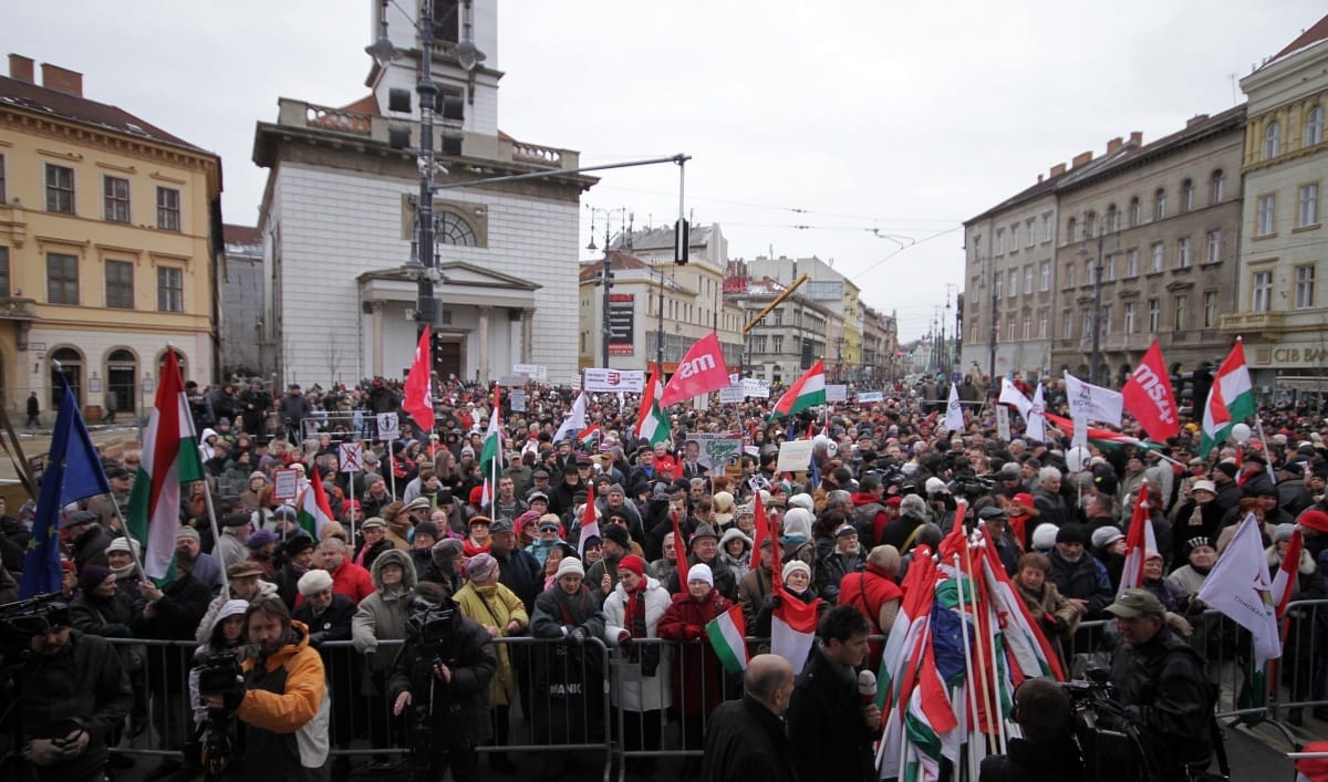 A forradalom az időjárásra való tekintettel elmarad