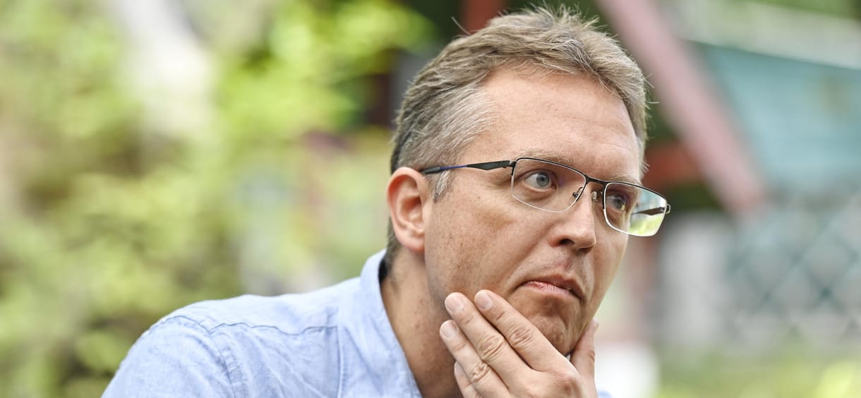Hankó Balázs egy Brüsszelbe induló Wizz-Air gépre íratta fel, hogy a Pannónia Ösztöndíjprogram jobb, mint az Erasmus
