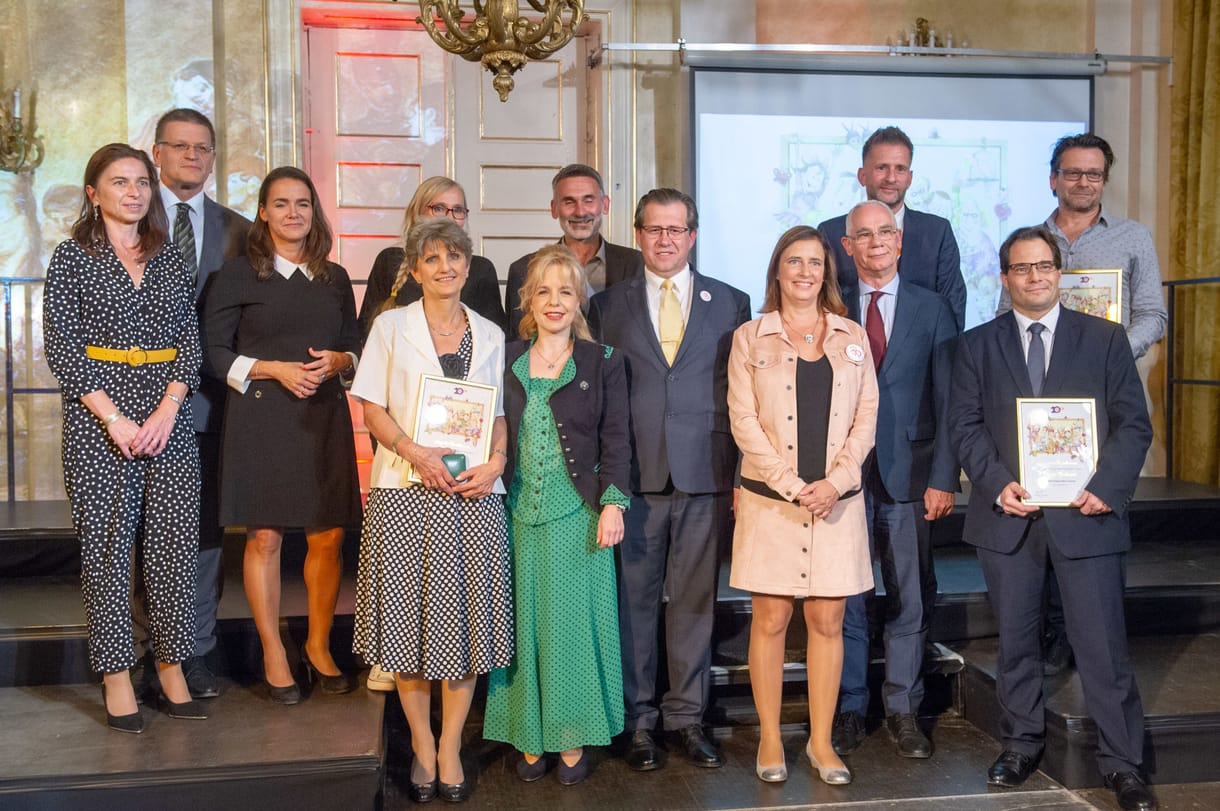 Balog Zoltán, Novák Katalin és Lovasi András is Családok Angyala díjat kapott